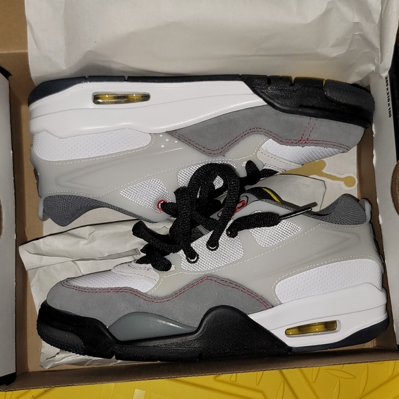 Air Jordan 4 RM BG PRM Size 4y (Which Is Same As 6womens) - Picture 7 of 10